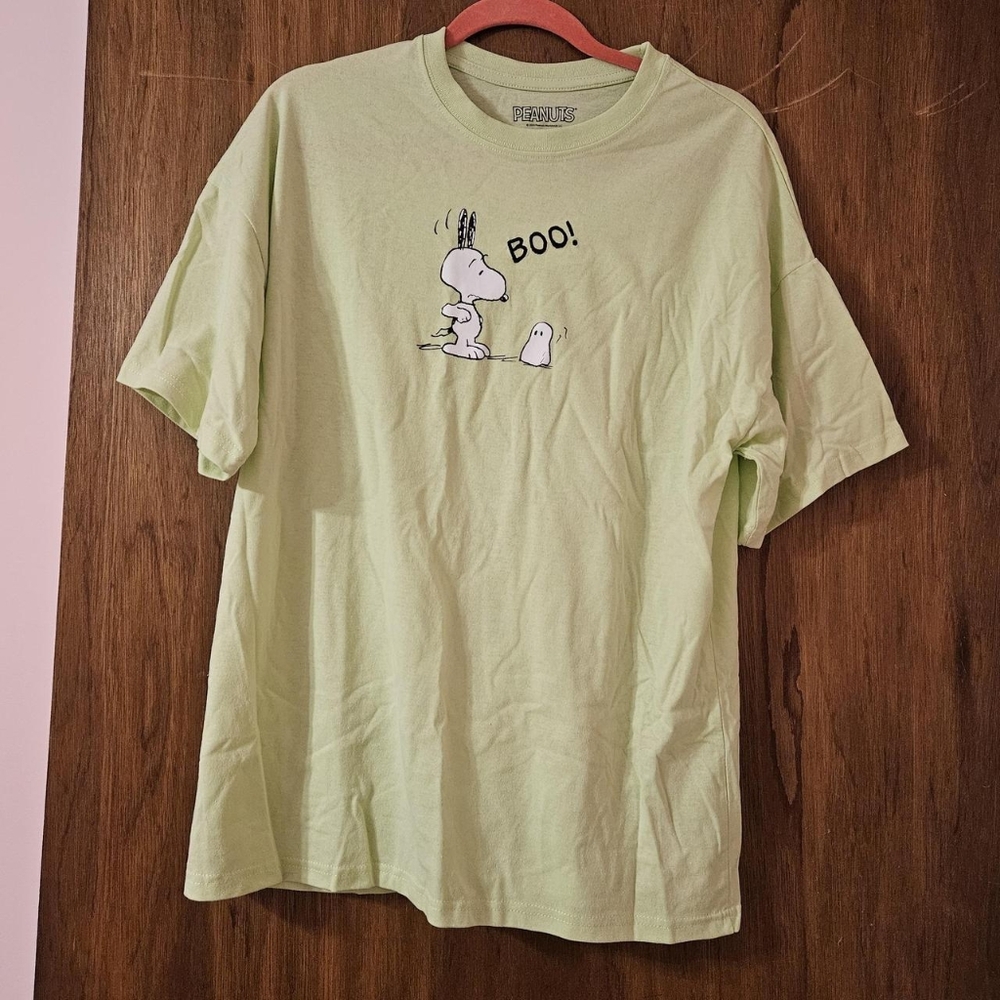 Peanuts snoopy green halloween t-shirt. Size x-small through large